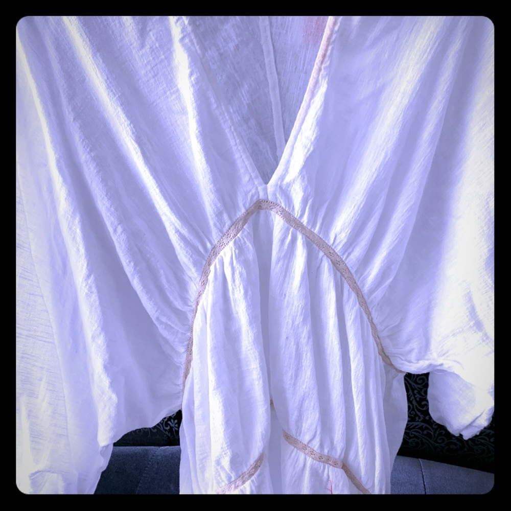 White boho style Zara shirt